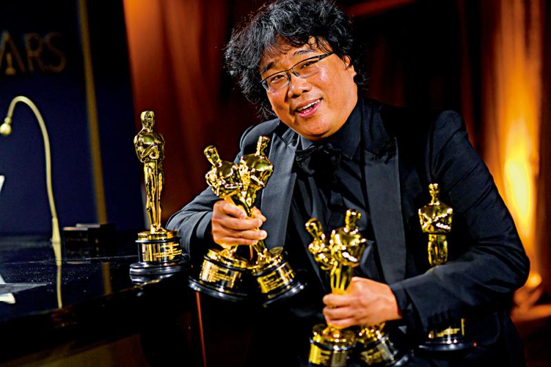 武汉病毒所沉默的14天，有2个问题需回答