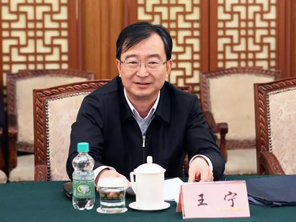 王宁任福建省副省长,代省长 崔永辉任副省长