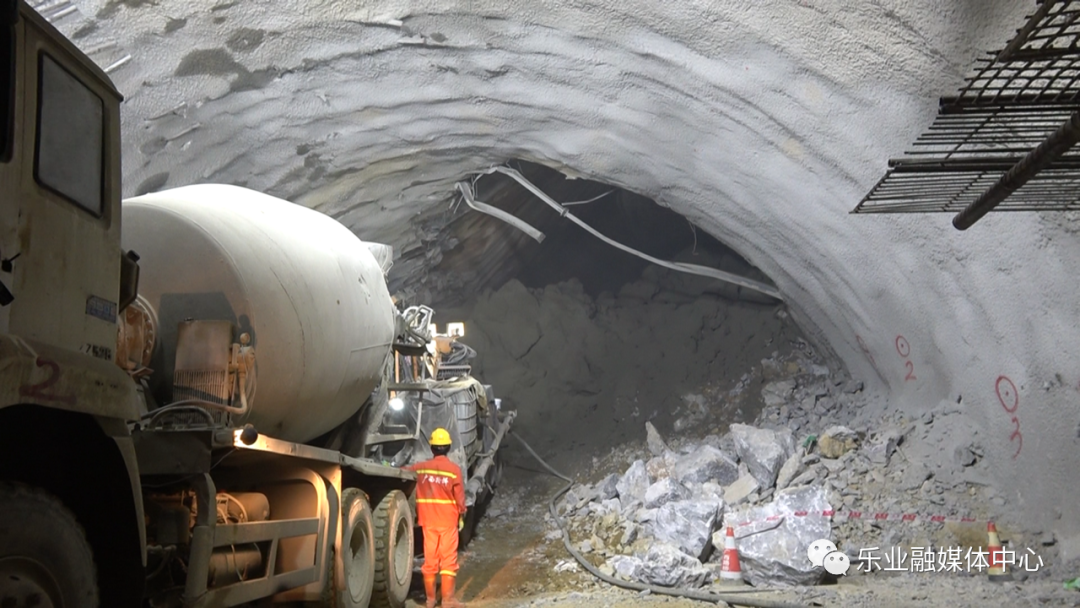 广西乐业县隧道塌方事故第七天：无人员被救出，仍在紧张救援