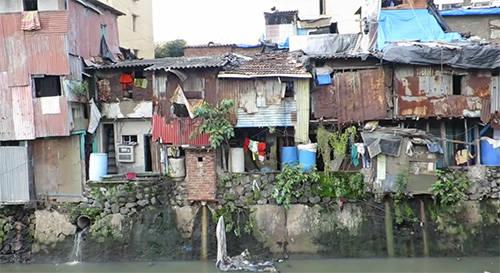 印度孟买贫民窟，视频截图