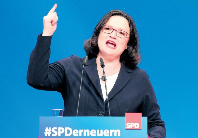 德国社民党迎史上首位女党魁 或将与默克尔联合执政