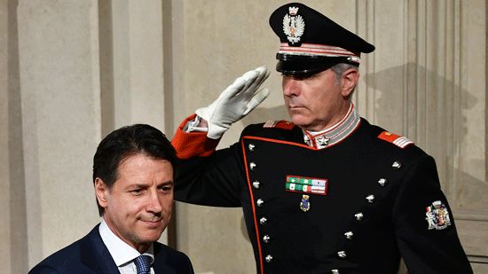 “政治素人”胜出 法学教授孔蒂出任意大利新一届政府总理