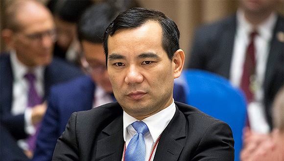 揭吴小晖神秘律师团 一人曾为薄熙来辩护