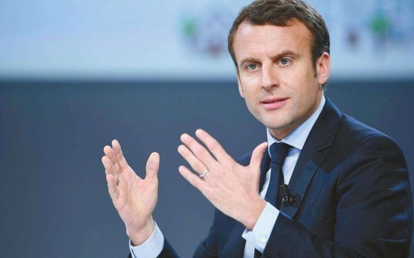 法国总统马克龙：我们必进4强！