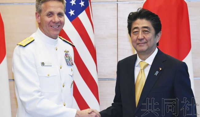 日本首相安倍与美军司令戴维森会谈 确认合作对朝