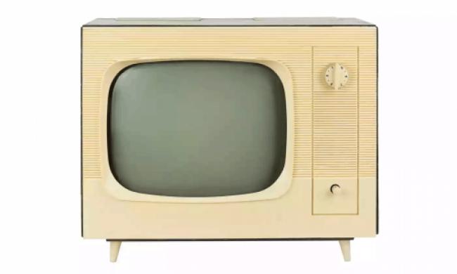英国7000多个家庭至今仍在使用黑白电视机