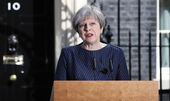 英国首相梅：投票给我，我将带领英国脱欧！