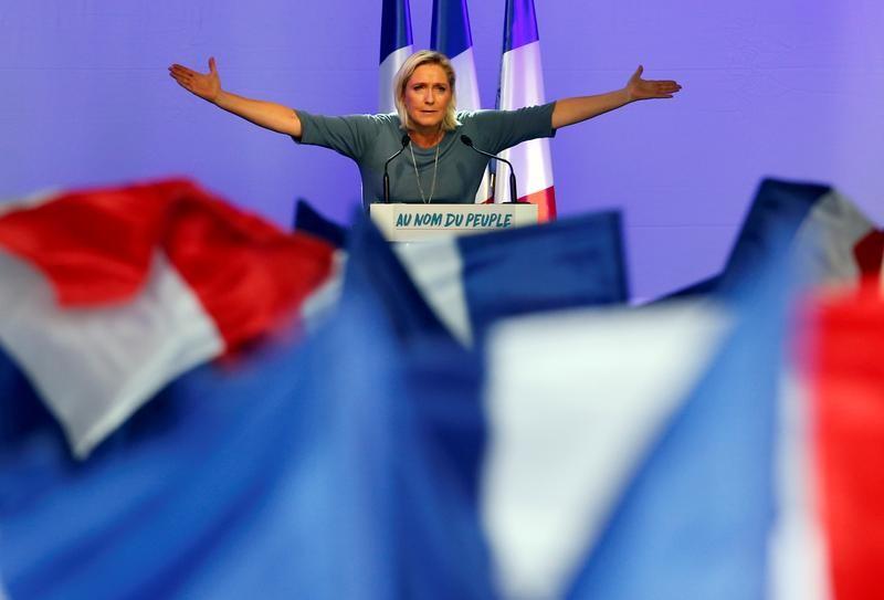 法国极右派领导人士勒庞称赞特美国大选结果是反精英人士的胜利