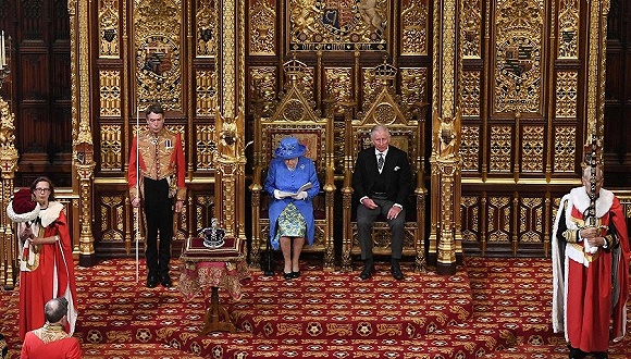 英国女王发表讲话 披露新政府脱欧及反恐计划