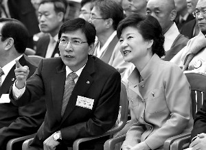 1486537691964073223.jpg 吸走潘基文支持率?“韩国奥巴马”支持率激增