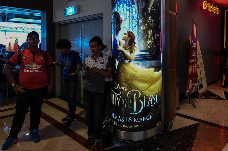 马来西亚电影审查委员会要求删减《美女与野兽》的同性恋场面