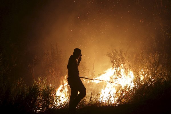 二氧化碳排放增速在2015年和2016年刷新了历史最高纪录